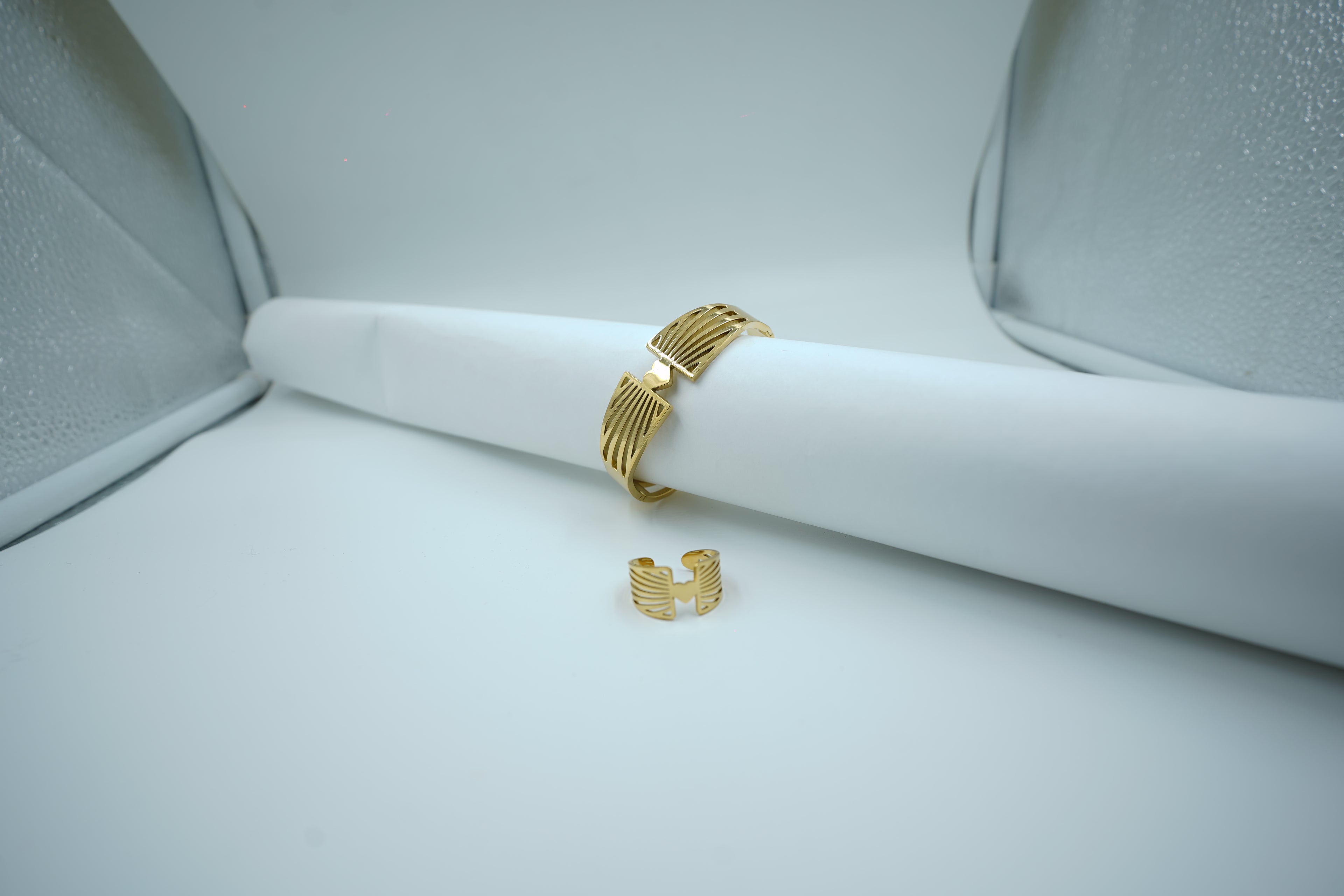 Ziana Zeenat Viraaj Bracelet